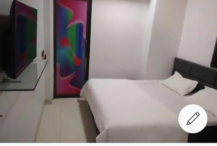 Agrawal Bhavan Budget Only For Indians Tempat Tidur & Sarapan *