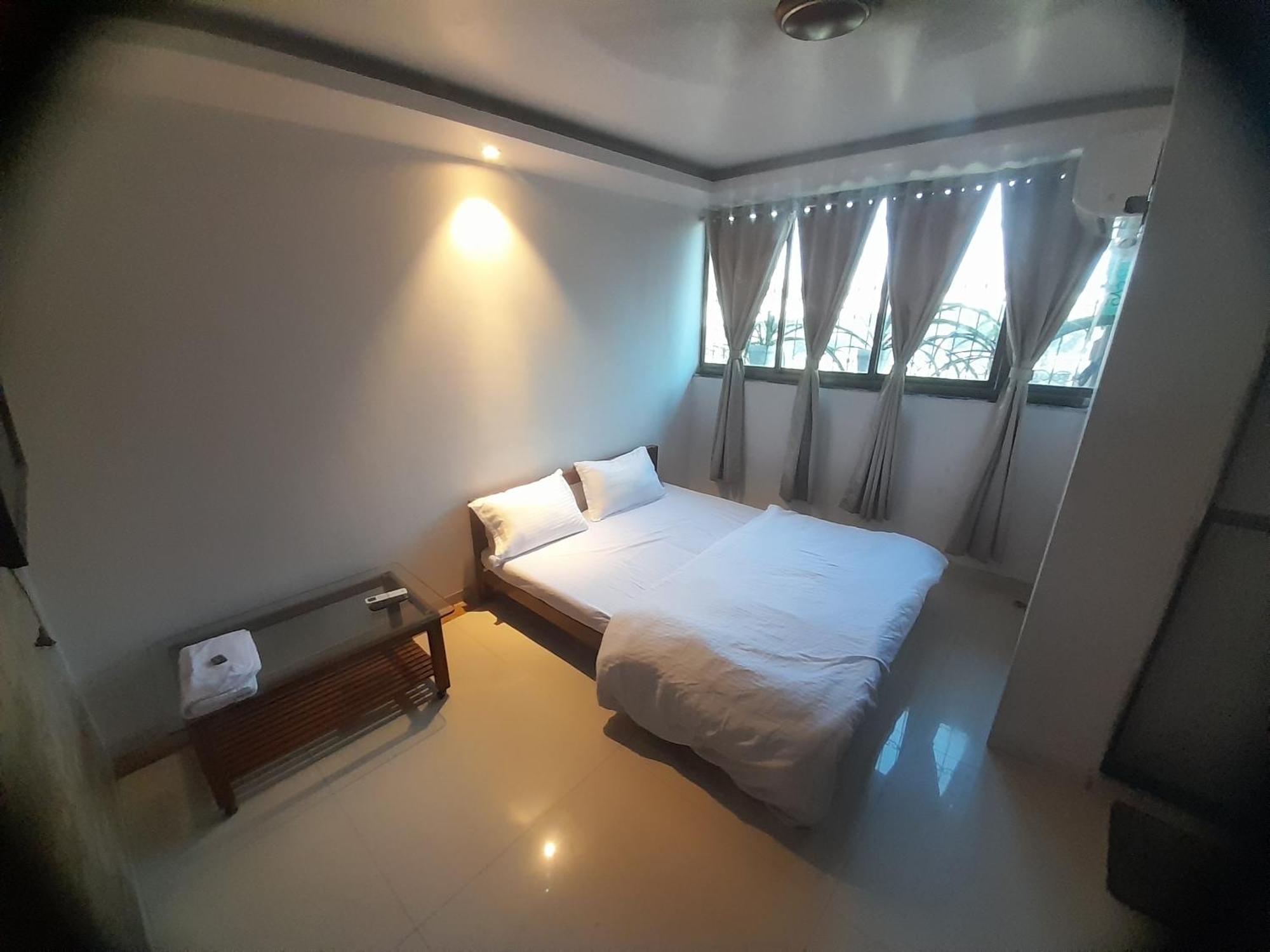 Tempat Tidur & Sarapan Agrawal Bhavan Budget Only For Indians *