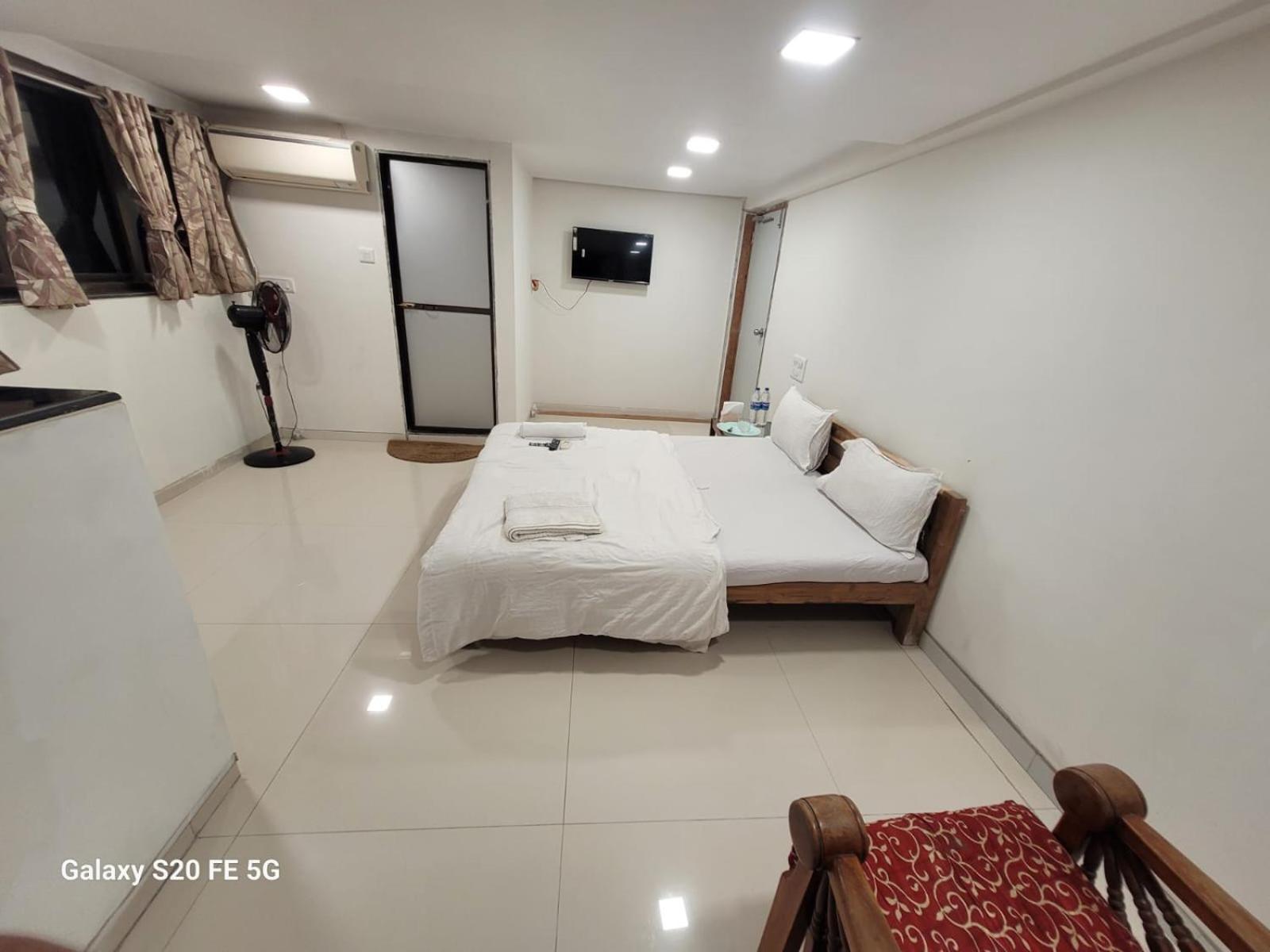 Tempat Tidur & Sarapan Agrawal Bhavan Budget Only For Indians Mumbai